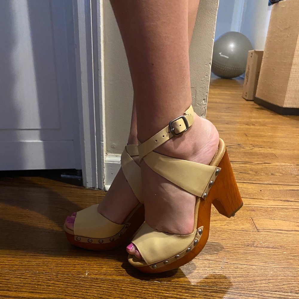 Lucky Brand high heel sandals